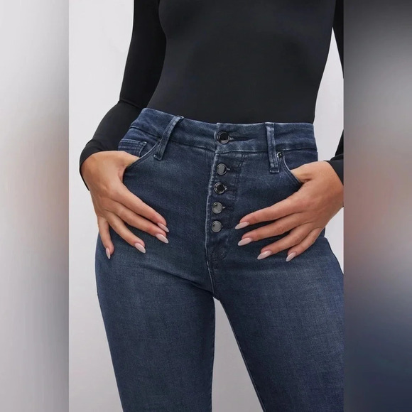 Good American Good Legs Skinny Jeans with Button Fly in Medium Dark Blue Wash 31 - Picture 3 of 13
